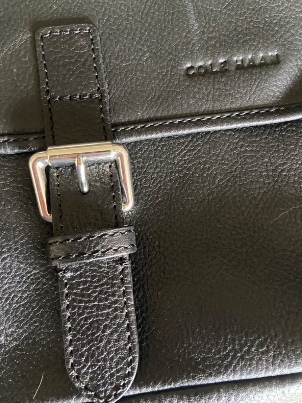 COLE HAAN reporter VTG PEBBLED Messenger Leather Black Crossbody men bag - Picture 3 of 10